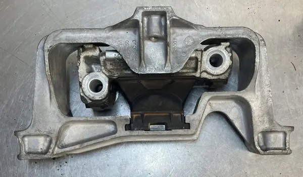 Motorfäste OEM A2462402517 för Mercedes A-Klass W176 image 2