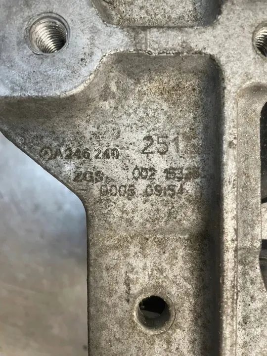 Motorfäste OEM A2462402517 för Mercedes A-Klass W176 image 5
