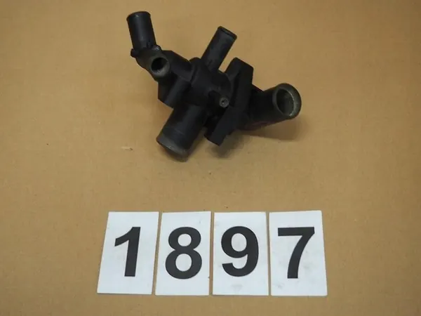 Veden termostaatin kotelo Ford Transit image 2