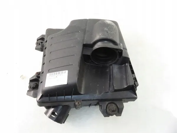 Ilmansuodattimen kotelo Opel Vivaro A 8200760899B image 8