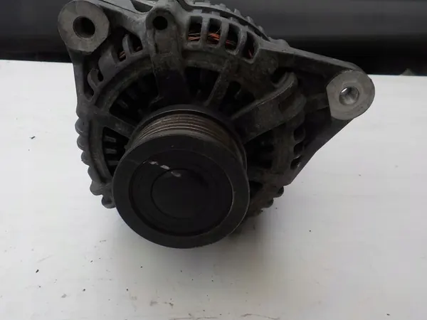 HYUNDAI SANTA FE TUCSON 2.0 CRDI Vaihtovirtageneraattori image 3