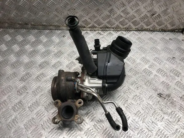 Turbocompressor usado OEM 05C145701B para VW T-Cross image 2