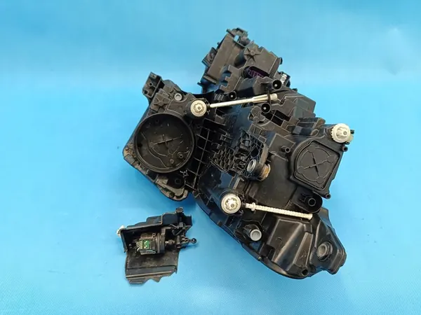 SKODA KODIAQ 1.5TSI 2020 Farol LED Direito 566941016F image 6