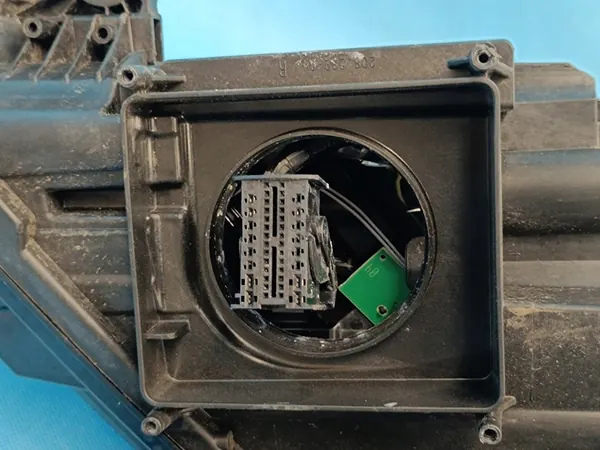 SKODA KODIAQ 1.5TSI 2020 Farol LED Direito 566941016F image 8