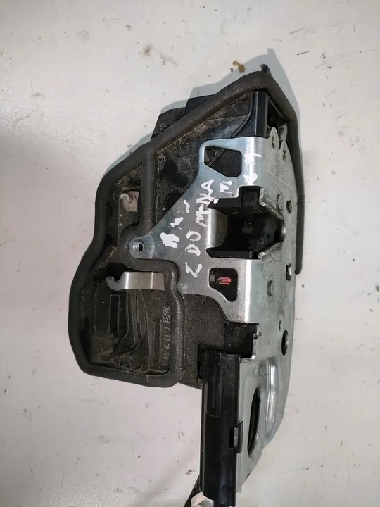 BMW 7 F01 F10 F11 Främre Höger Dörrlås 7185692 image 4