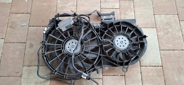 AUDI A4 B6 2.0 ALT Fläktmodul 8E0121205C image 3