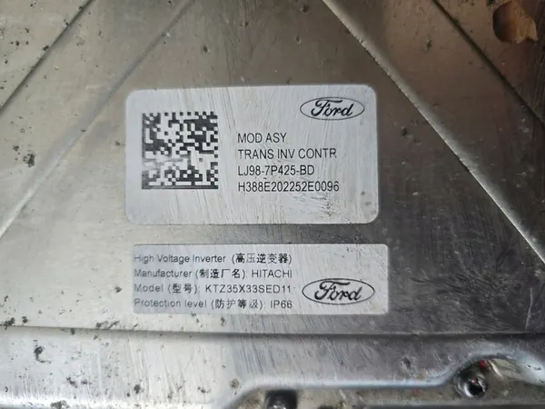 Convertisseur de Tension Inverseur Ford Mustang Mach-E LJ98-7P425-BD image 5