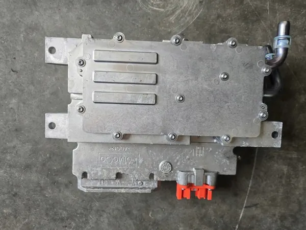 Convertisseur de Tension Inverseur Ford Mustang Mach-E LJ98-7P425-BD image 7