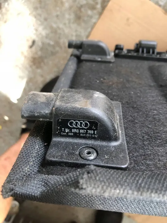 AUDI Q5 8R 08-17 Rear Shelf image 9