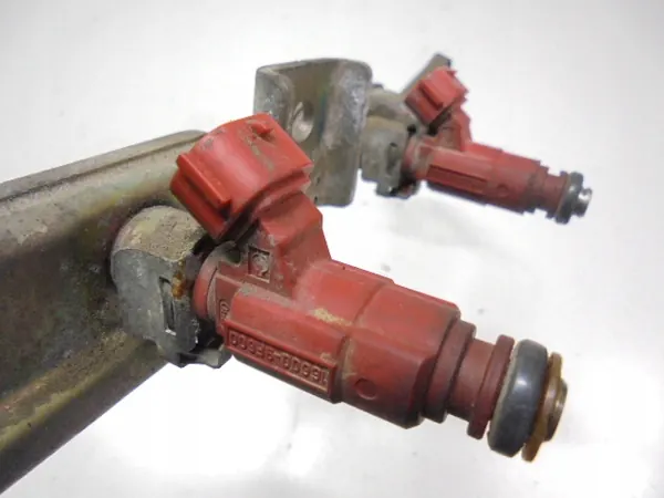 NISSAN ALMERA N16 Injektorer 16600-9F600 image 4