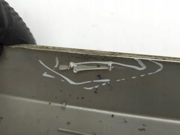 Tapón de raíl de techo Mazda 6 2013 OEM AMD180748 image 6