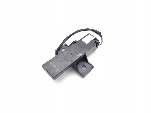 Audi A4 Inre Antenn OEM 4M0907247 2019 Kombi image 2