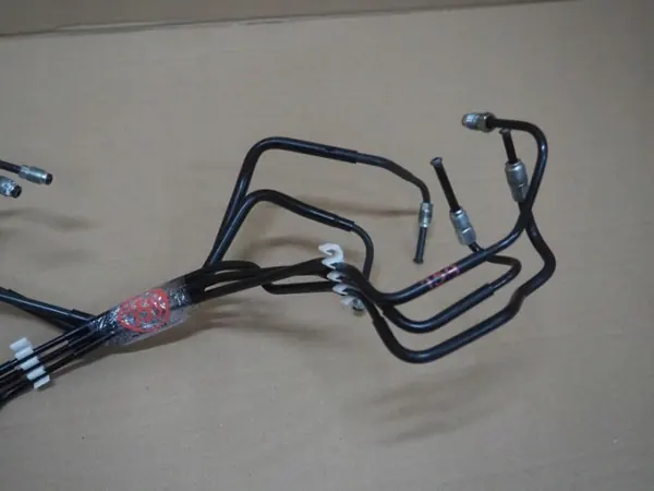 Mazda OE Lignes & Tuyaux Frein Pompe ABS OEM image 3