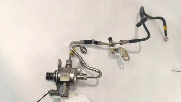 Polttoainepumppu Chevrolet Camaro 2011 3.6 V6 12639260 image 4