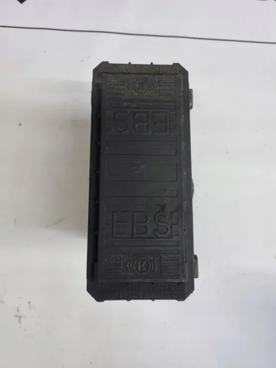EBS-klep OEM 20828241 Achteras voor Volvo Renault image 3