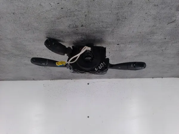 Schakelaar Citroen Berlingo B9 Peugeot Partner III 1.6 HDi OEM image 3