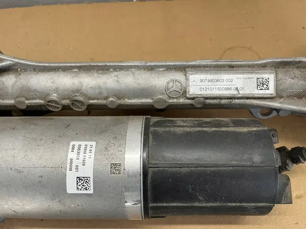 STYRNINGSGEAR MERCEDES SPRINTER W907 A9074603802 image 2