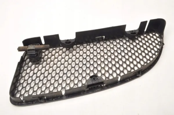 Grelha Mercedes OEM A1718800485 Lado Direito Usado image 6