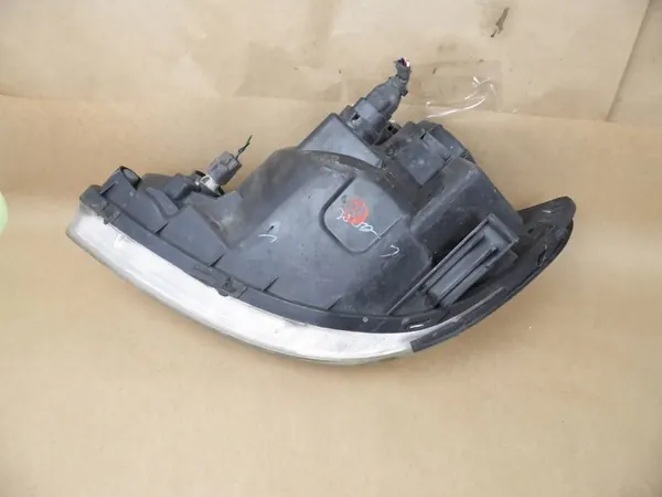 Lámpara Reflectora Derecha Hyundai Getz OE image 4