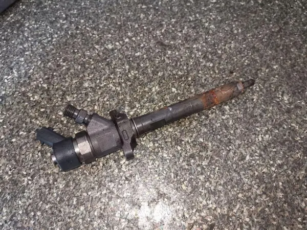 Injecteur OEM 0986435090 pour Peugeot 308 1.6L Diesel image 3