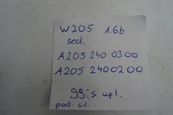 Moottorin kiinnitys vasen + oikea 1.6 W205 C-luokka Sedan OEM image 7