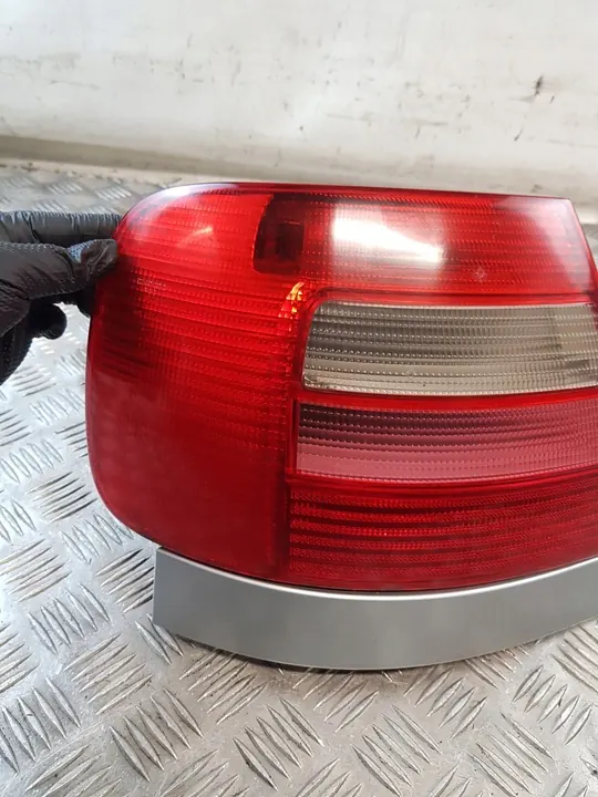 Lámpara Trasera Izquierda Audi A4 B5 Sedán 94-99 8D0945095D image 7