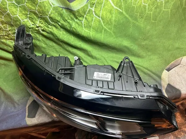 Depo Etuvalo Renault Koleos II OEM 260103366R image 3