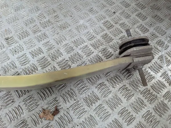 Volvo V60 Hinterfeder OEM 3228304 - Gebraucht image 5