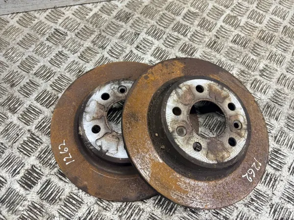Nissan bakre bromskiva OEM AMD225086 - Begagnad image 2