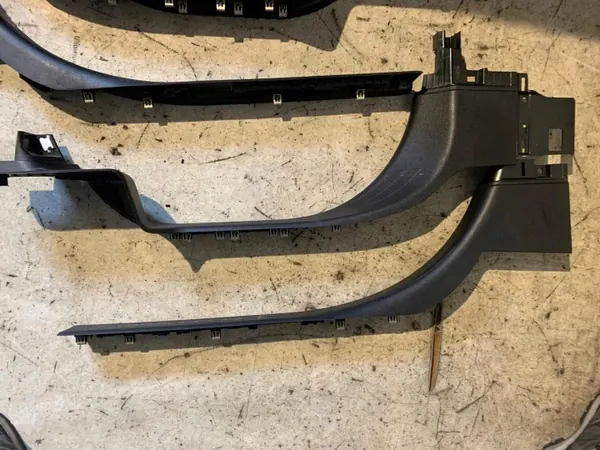 BMW OE L8B2-13244-A-PIA Schwellerabdeckungssatz - Gebraucht image 3