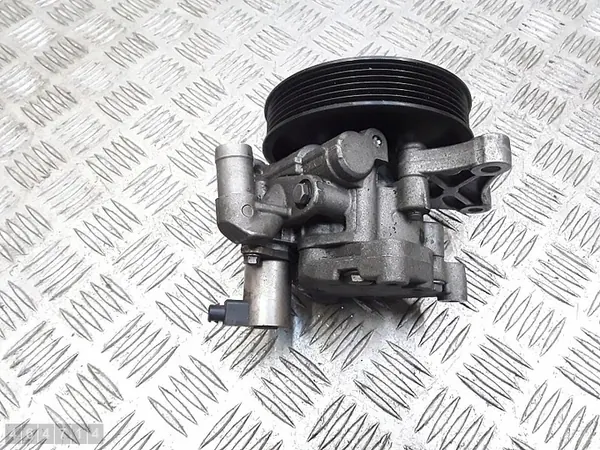 Styrpump Mercedes C Class 2011 a0064666501 image 3