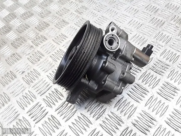 Styrpump Mercedes C Class 2011 a0064666501 image 5