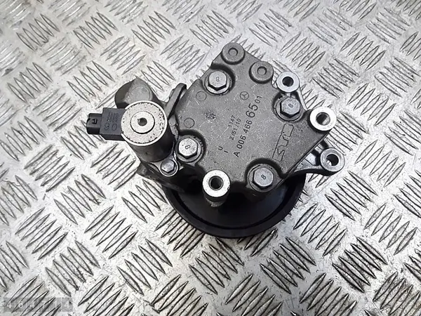 Styrpump Mercedes C Class 2011 a0064666501 image 6