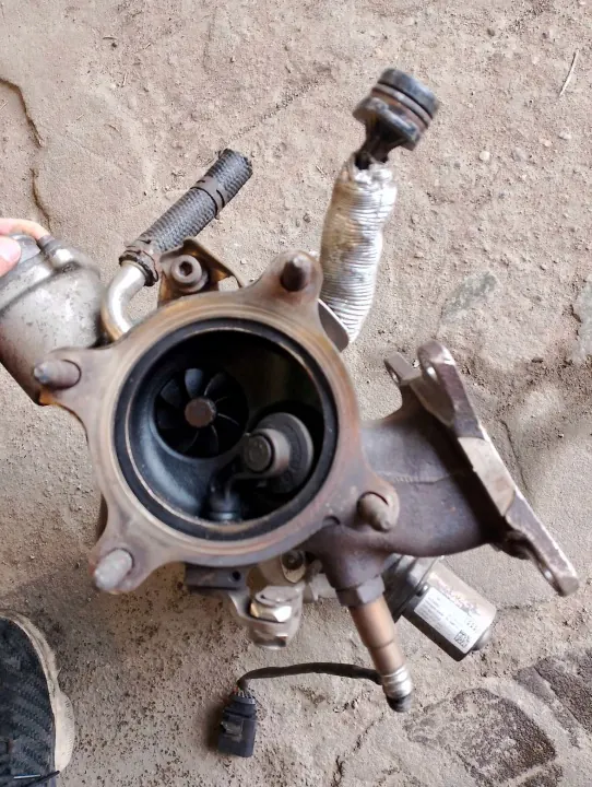 Turbocompressor OEM 06L145722D para Audi A4 B9 2.0 TFSI image 6