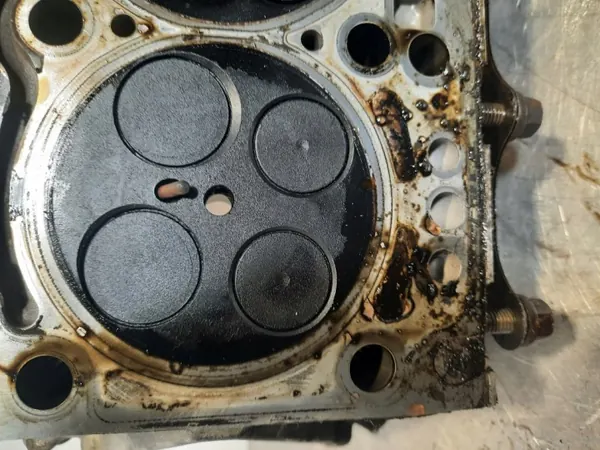 Cabeça Motor Audi Q7 OEM 059354DF image 7