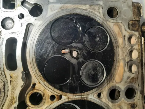 Cabeça Motor Audi Q7 OEM 059354DF image 9