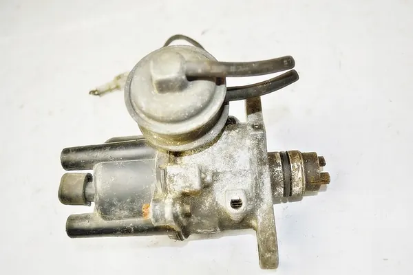 UNITÉ D'ALLUMAGE SUZUKI DENSO 33100-63B7 image 1