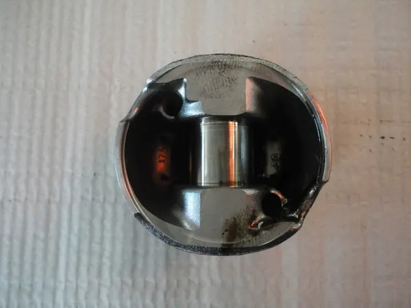 Audi OE 83L57 Kolv image 4