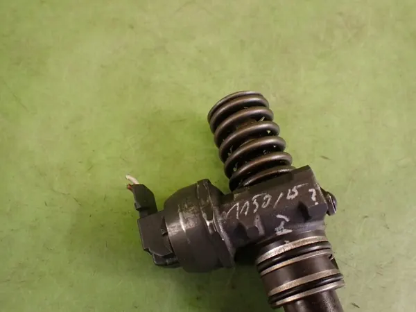 Pompe lave-glace OEM 038130073AG 0414720215 VW image 5