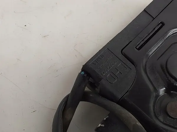 Huvlåss högra Volvo XC60 2009-2014 OEM 31356005 image 7