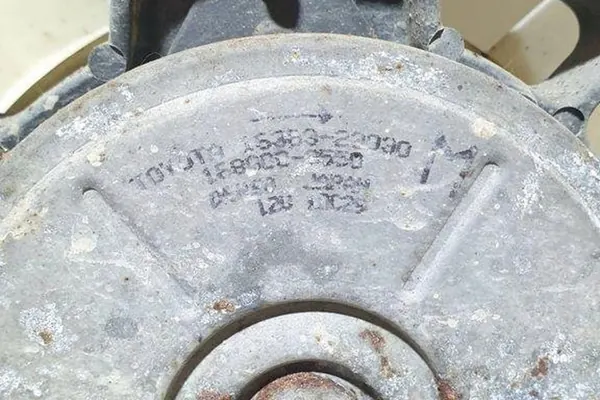 Framstötfångare TOYOTA PREVIA (_R3_) 2.0L diesel image 4