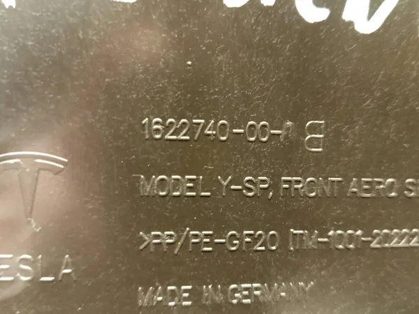 Plaque de protection moteur Tesla Y OEM 1622740-00 image 7