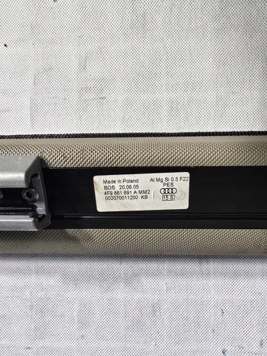 Audi A6 C6 kofferbakrolnet OEM 4F9861691A image 4
