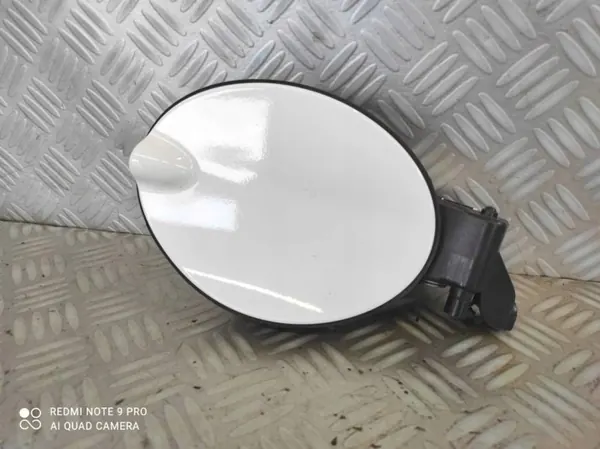 Ford OE Bränslelucka OEM DT11V27936D - Vit image 3