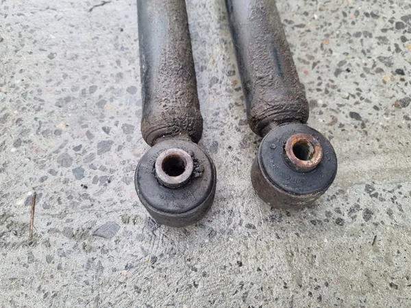 Ammortizzatori posteriori Hyundai Getz I 1.5 CRDi 02-08 image 6