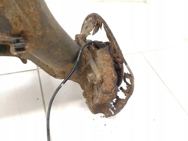 Peugeot 307 Hinterachsträger OEM 9644966880 - Gebraucht image 8
