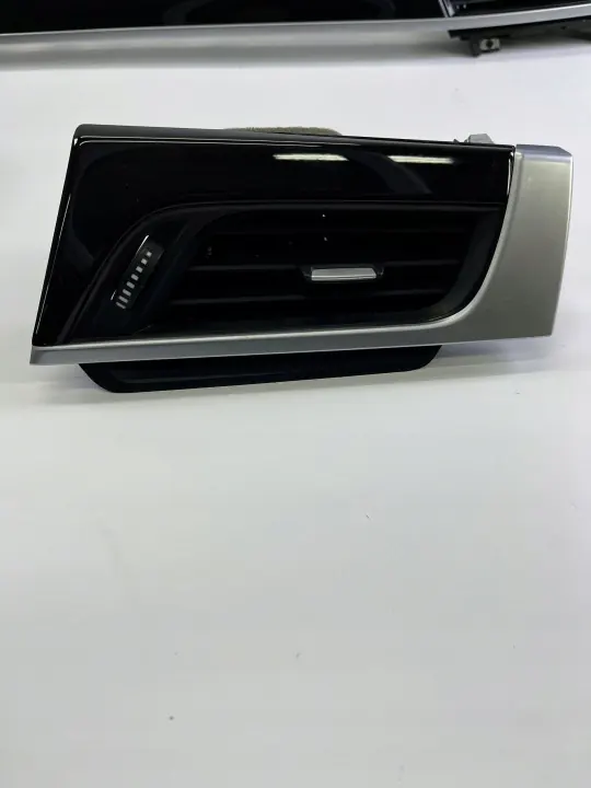 BMW X2 F39 Tunnelikoristesarja OEM Piano Musta image 3