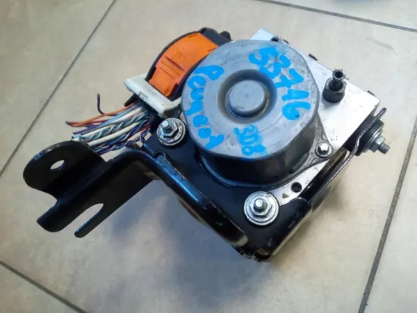 ABS-pomp OEM 9811707980 voor Peugeot 308 image 3