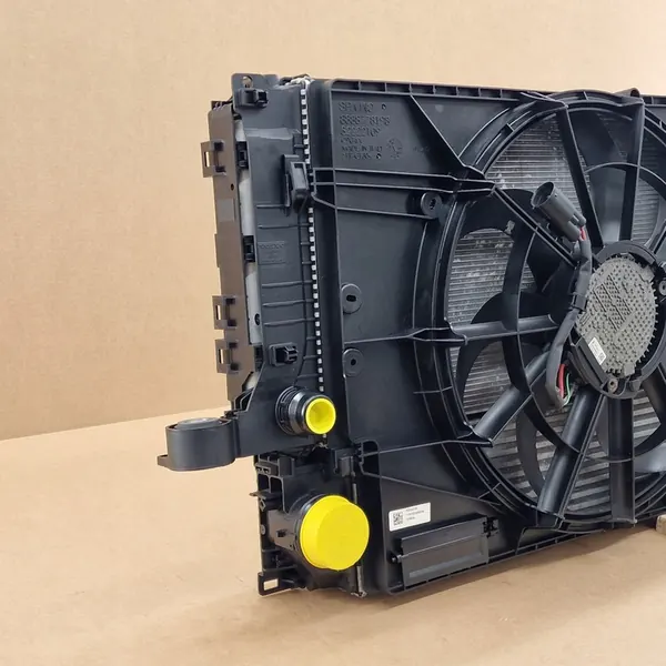 Ventilador de Radiador Completo Volvo XC40 Manual image 3