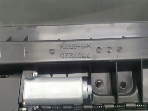 Techo solar Mazda 3 2013-2017 OEM 7707220 image 10